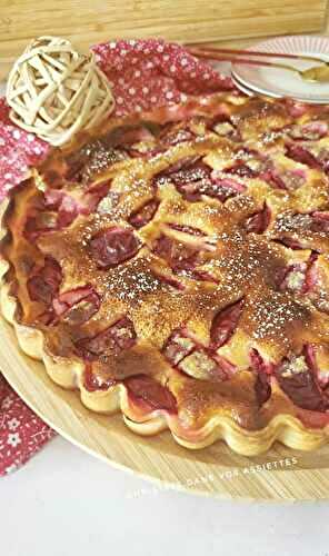 Tarte aux prunes et noisettes