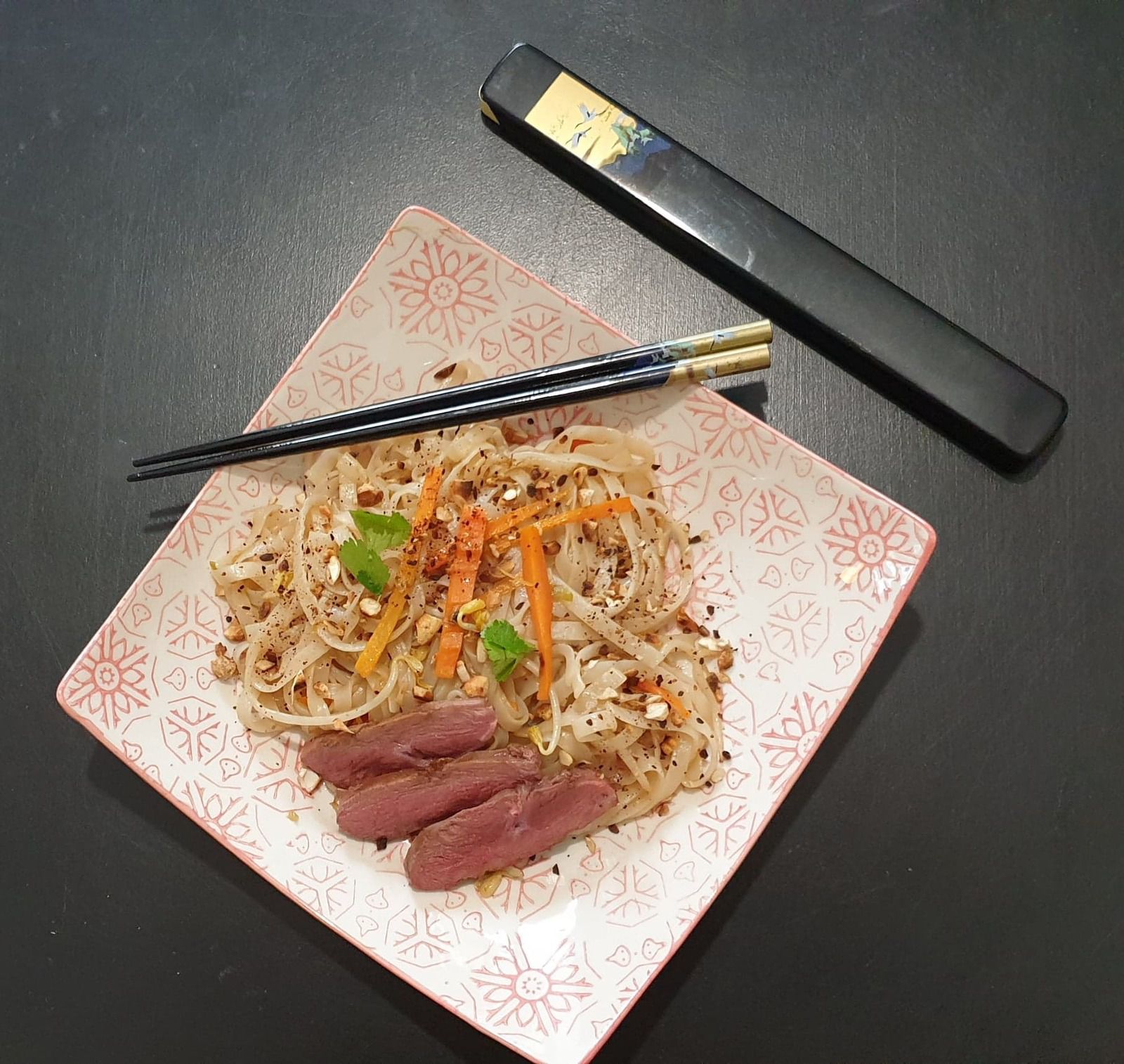 Pad Thai au magret de canard et noix de cajou