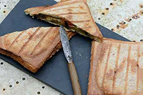 Croque-monsieur à l’aubergine et au pesto