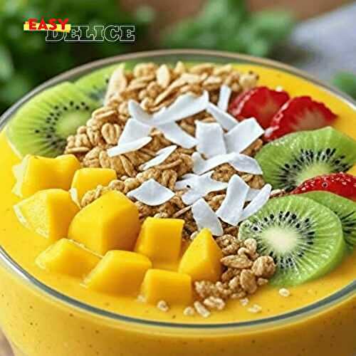 Smoothie Bowl Mangue-Coco avec Topping Granola