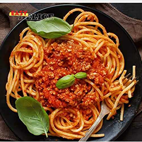 Meilleure Sauce Tomate pour Spaghetti : Recettes des Chefs Étoilés