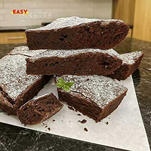 Moelleux Chocolat & Amande – 4 Ingrédients, Ultra Fondant !