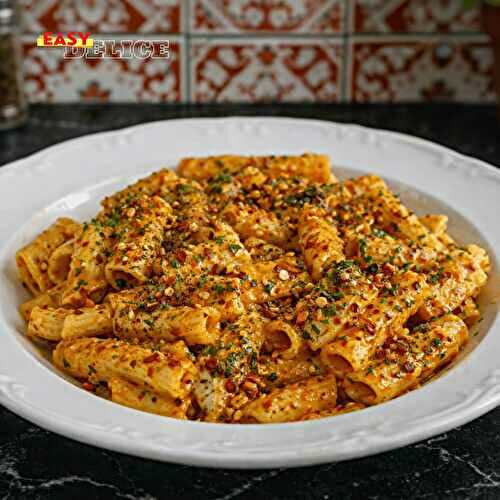 Pâtes Crémeuses au Poulet Façon Toscane – Sauce Onctueuse et Parfumée