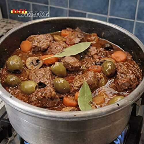 Sauté de veau aux olives : la recette traditionnelle qui fait l’unanimité