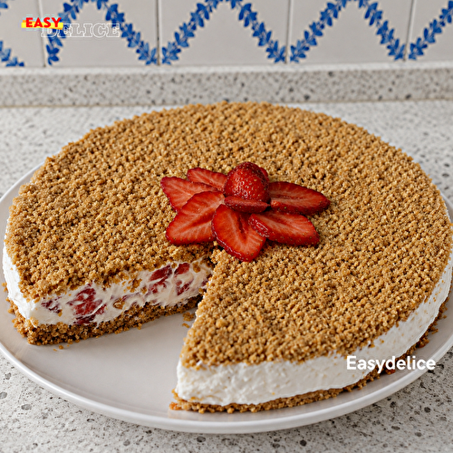 Gâteau Frais aux Fraises et aux Biscuits — Sans Cuisson, Crémeux et Ultra Gourmand