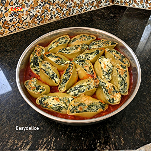 Conchiglioni Ricotta & Épinards au Four — Sauce Tomate