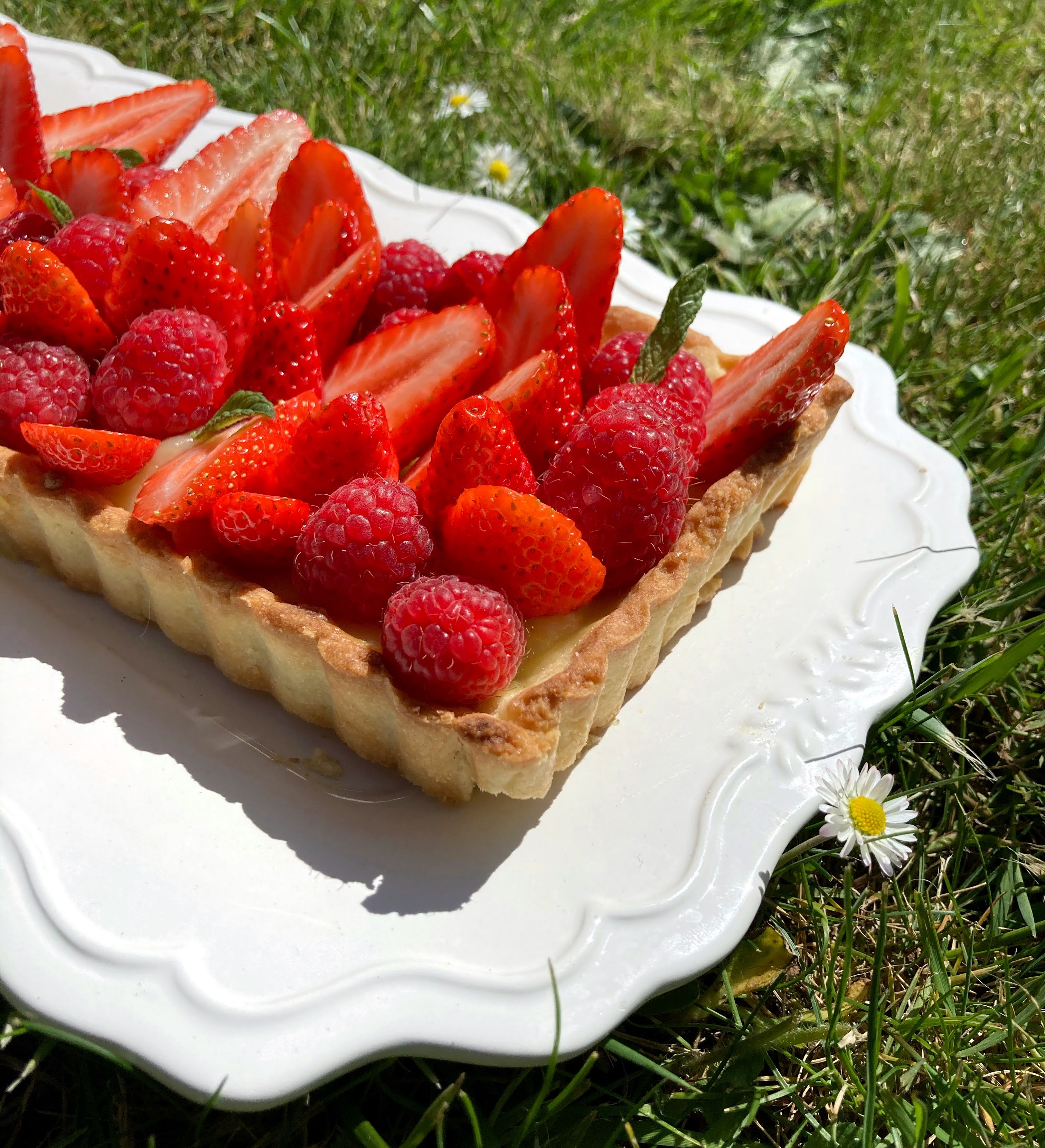 Tarte citron fraise framboise, une tarte bien acidulée !