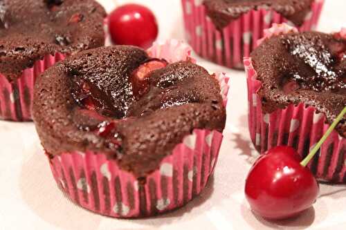 Petits fondants au chocolat et cerises