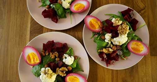 Oeufs roses (merci le jus de betterave!)