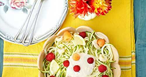 Tagliatelles de courgettes, framboises, sauce cajou (amap, vegan, cru, salade)