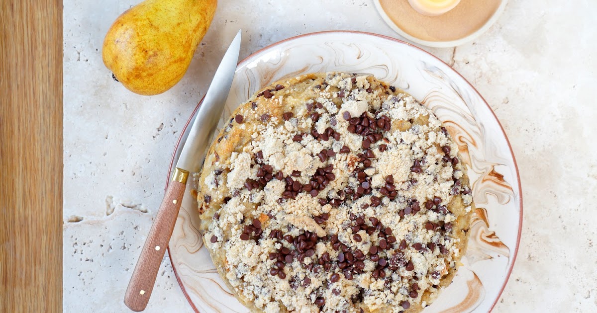 Crumble cake poires, amande, chocolat (gâteau, dessert, goûter)