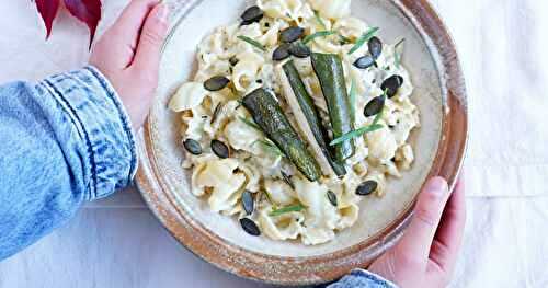 Pâtes, sauce courgettes, parmesan, graines de courge (amap, veggie)