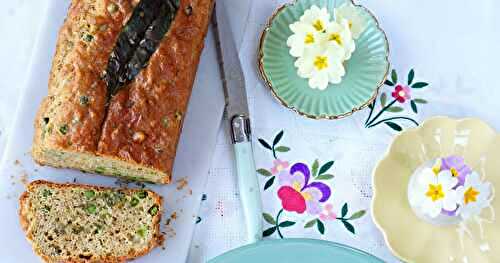 Cake petits pois, ail des ours, parmesan