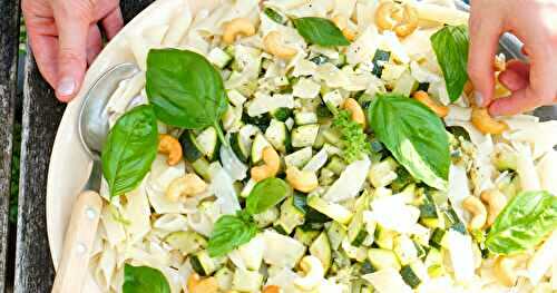 Salade penne, courgettes, parmesan, noix de cajou, basilic (pâtes, salade, amap, veggie)
