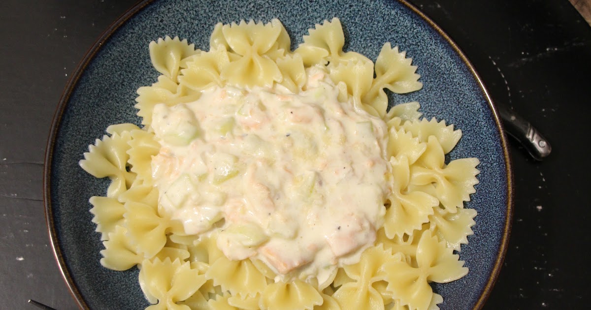 Pâtes crémeuses au saumon fumé et courgettes : une recette facile et savoureuse