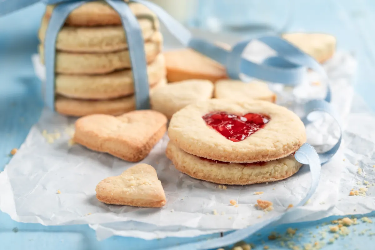 Biscuits à la Confiture  : Parfaits pour le Goûter ou le Petit Déjeuner