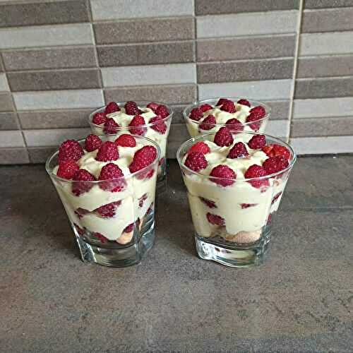 Tiramisu aux framboises du jardin 