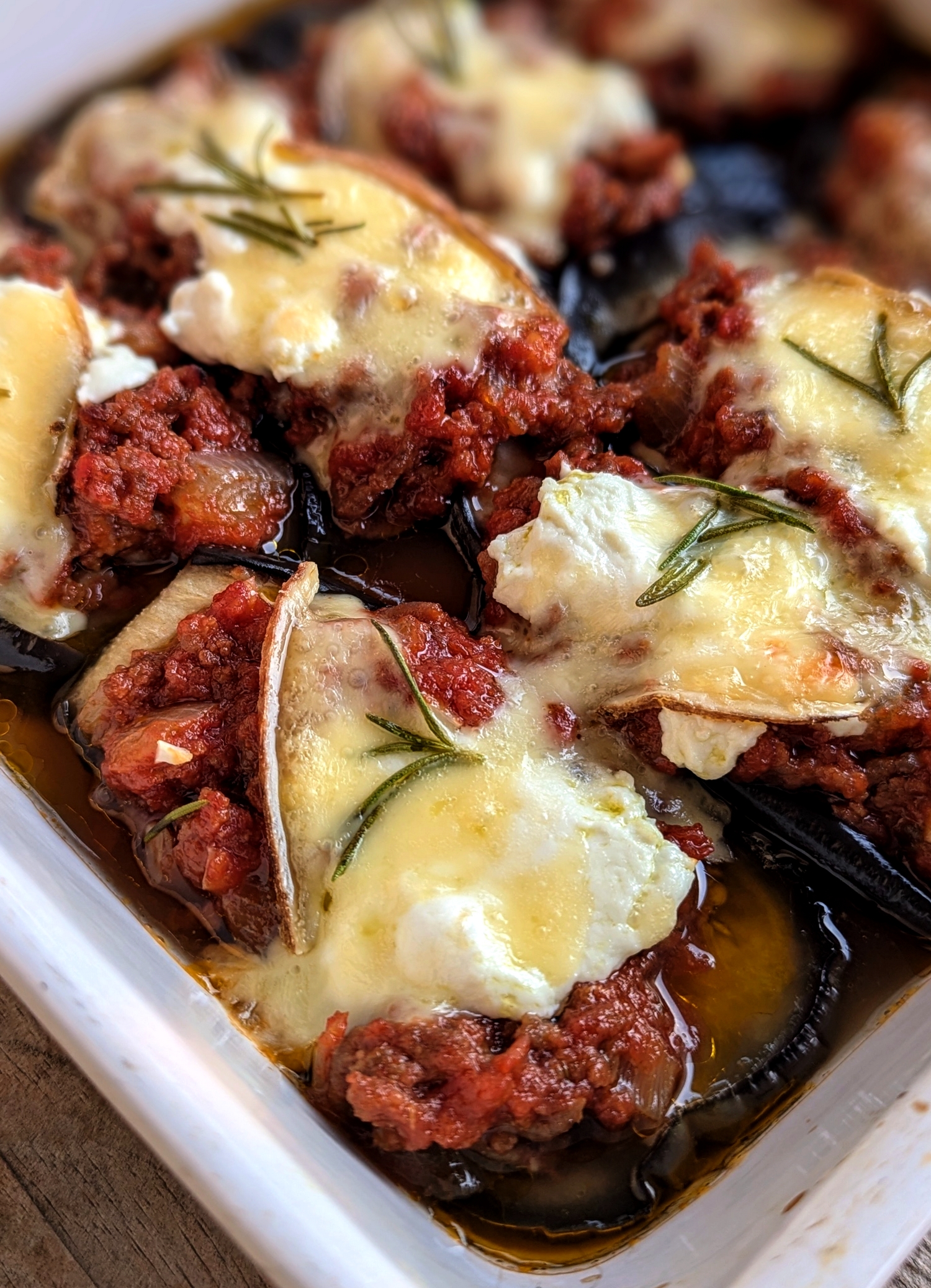 Aubergines au four gratinées