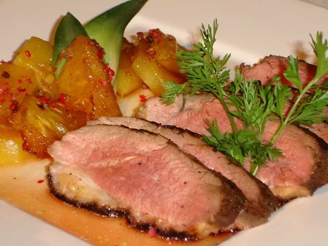 Magret de canard à l’ananas à la vietnamienne