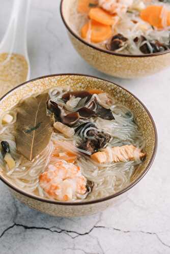 Soupe Chinoise poulet, crevettes et vermicelles