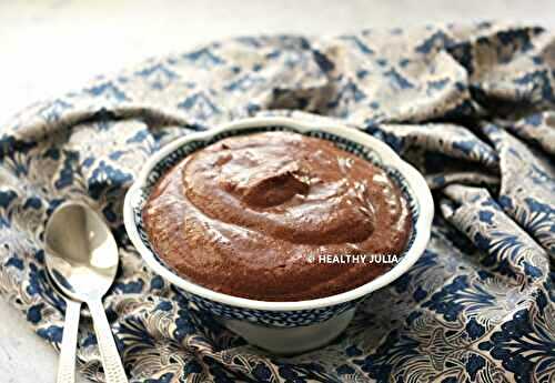 MOUSSE AU CHOCOLAT LÉGÈRE ET PROTÉINÉE