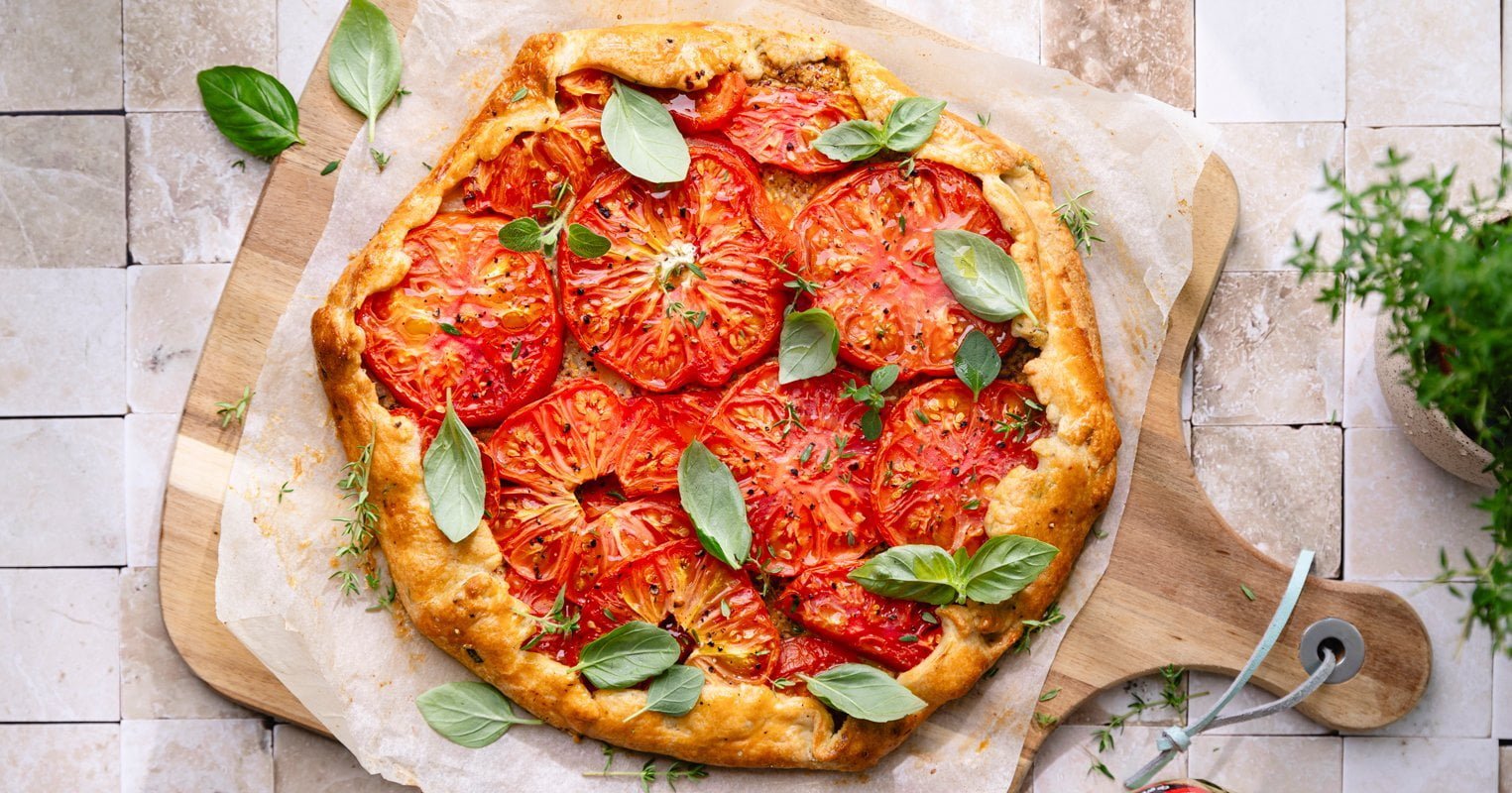 La recette inratable de la tarte rustique à la tomate !