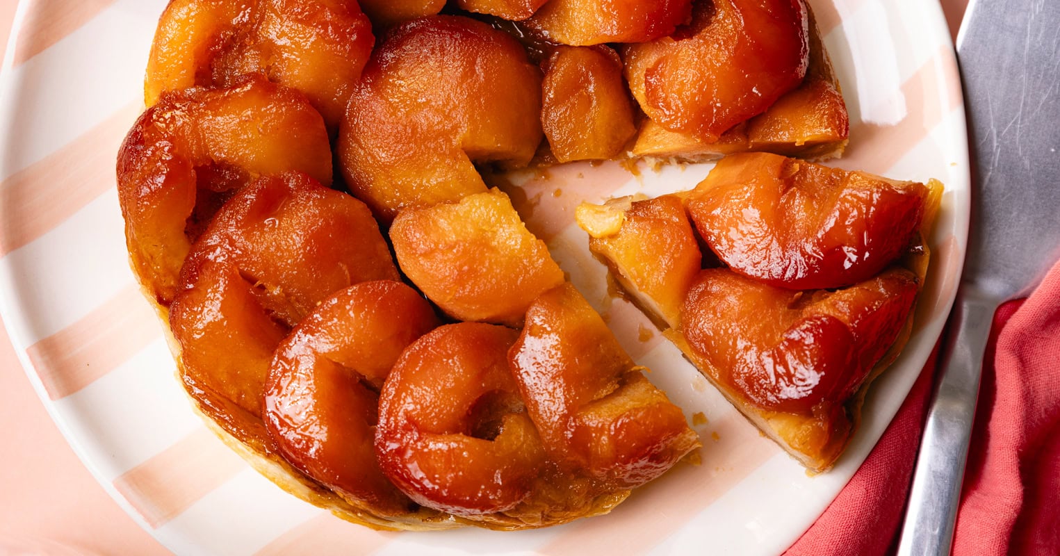 La tarte tatin, la recette réconfortante aux pommes caramélisées !