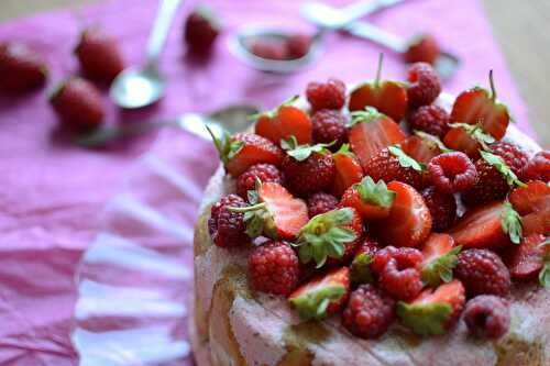 Charlotte fraises framboises Jours Heureux