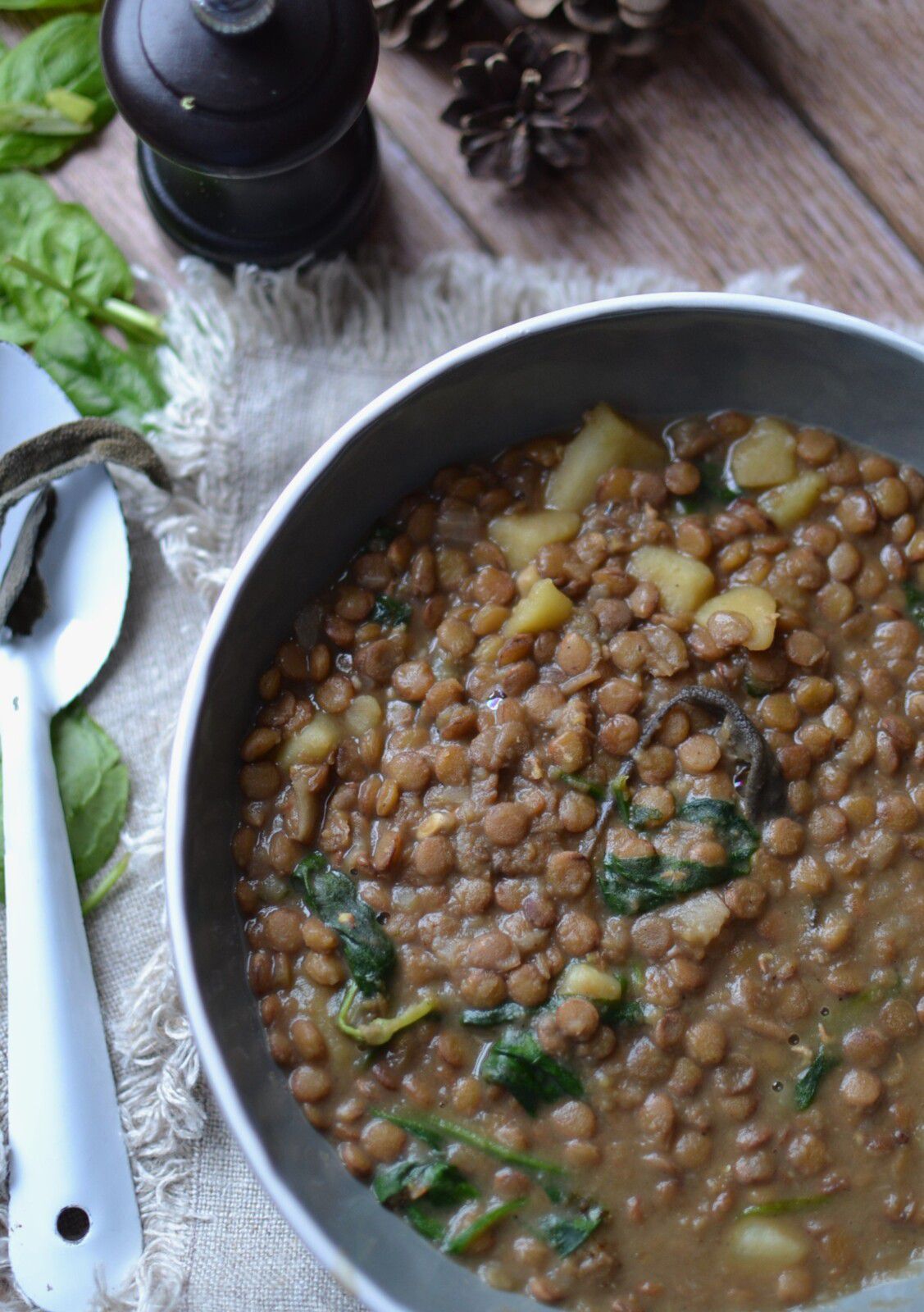 Soupe lentilles pommes de terre épinards #végétarien