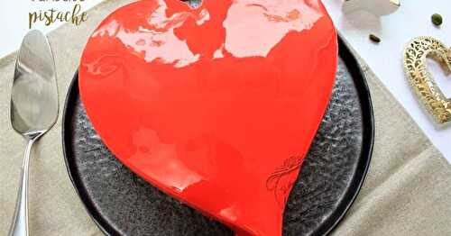 Gâteau coeur framboise pistache pour la Saint Valentin