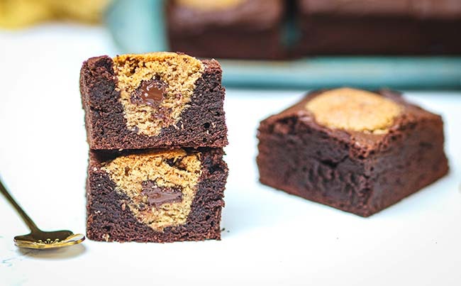 Le brownies cookies ! Une recette de brownie fourré aux cookies !