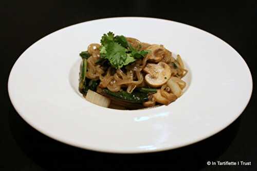 Wok de légumes & nouilles sautées à la thaï