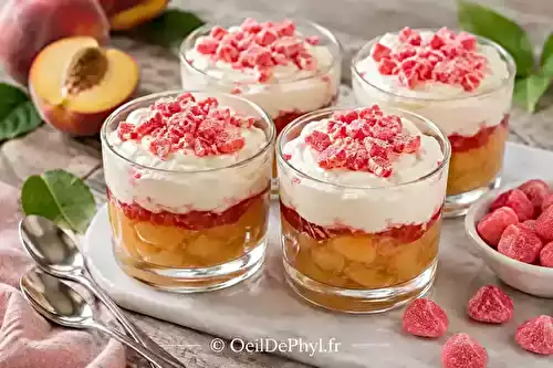 Compote de pêches en verrines, mousse mascarpone et fraises Tagada