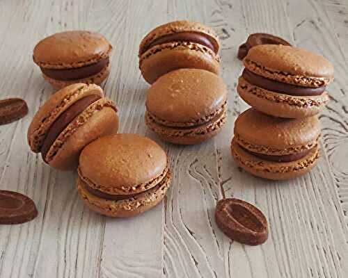 Macarons au chocolat au lait