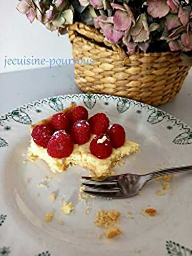 Tarte aux framboises, crème pâtissière au citron (avec ou sans gluten)