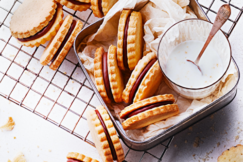 Sablés fourrés au chocolat au lait