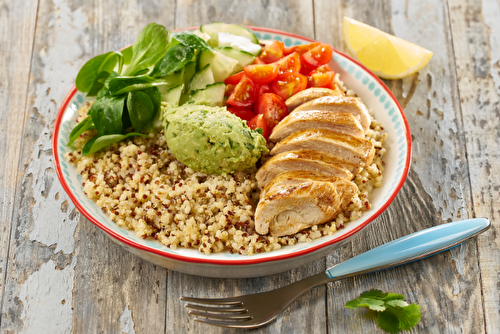 Superbowl au quinoa gourmand et poulet