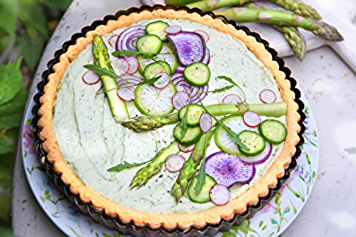 Tarte à l’avocat et aux légumes de printemps