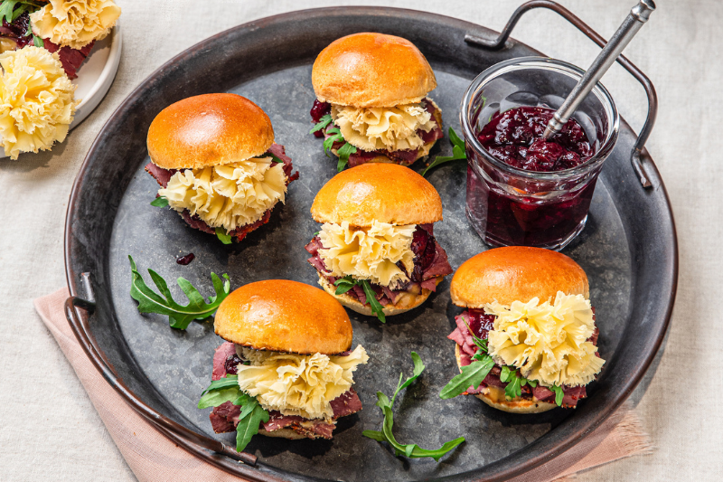 Mini-burgers à la Tête de Moine AOP