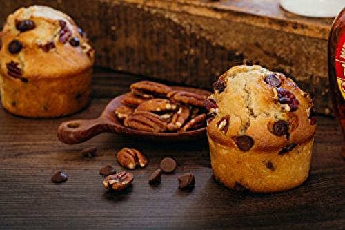 Muffins au sirop d’érable Maple Joe®, noix de pécan et pépites de chocolat