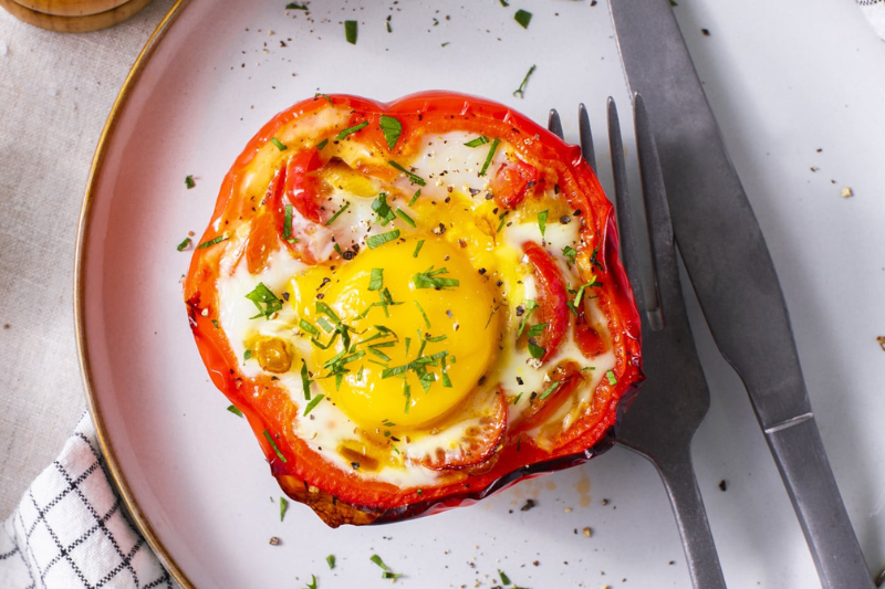 Oeuf en cocotte de poivron