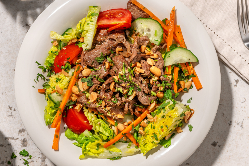 Salade thaï de boeuf et crudités