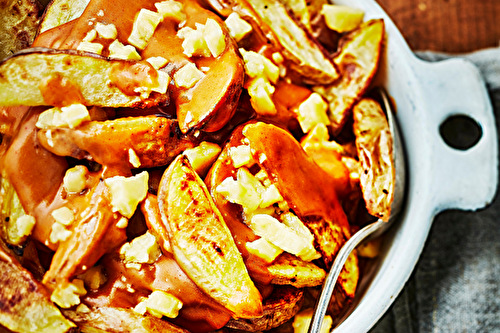 Poutine de potatoes au cheddar