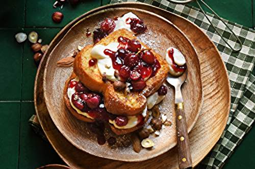 Croque façon pain perdu et compotée de raisin