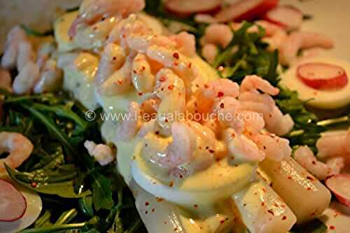 Radeau D'Asperges Et De Crevettes En Mayonnaise