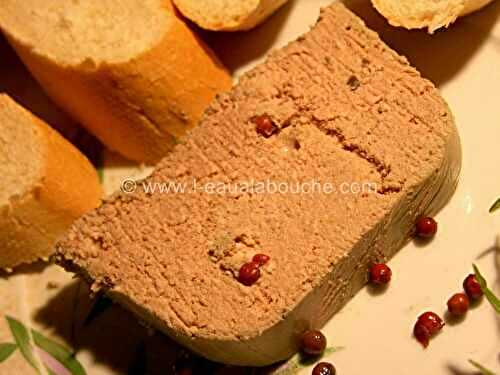 Mousse De Foie De Volaille Au Porto Et Baies Rouges