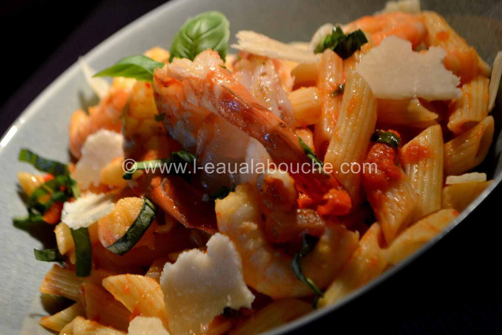 Penne Rigate Aux Crevettes À L'Arrabiata