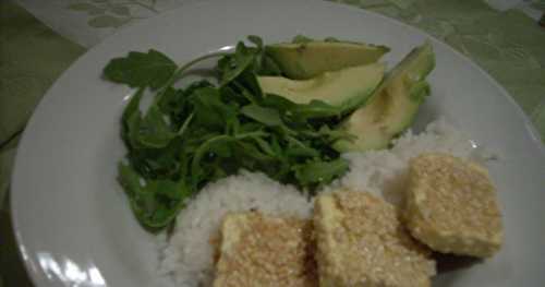 Riz et tofu au sésame, sauce au tahini