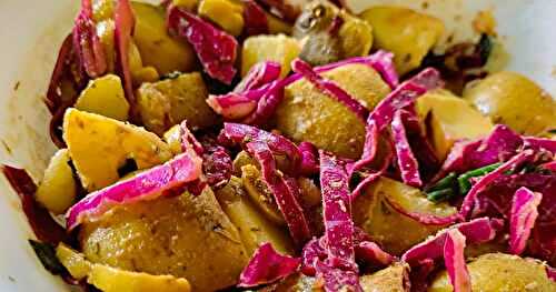 Salade de pommes de terre d'inspiration grecque 