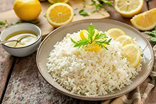 Ce que j’ajoute à l’eau du riz : fini le riz collant, et le goût est bluffant